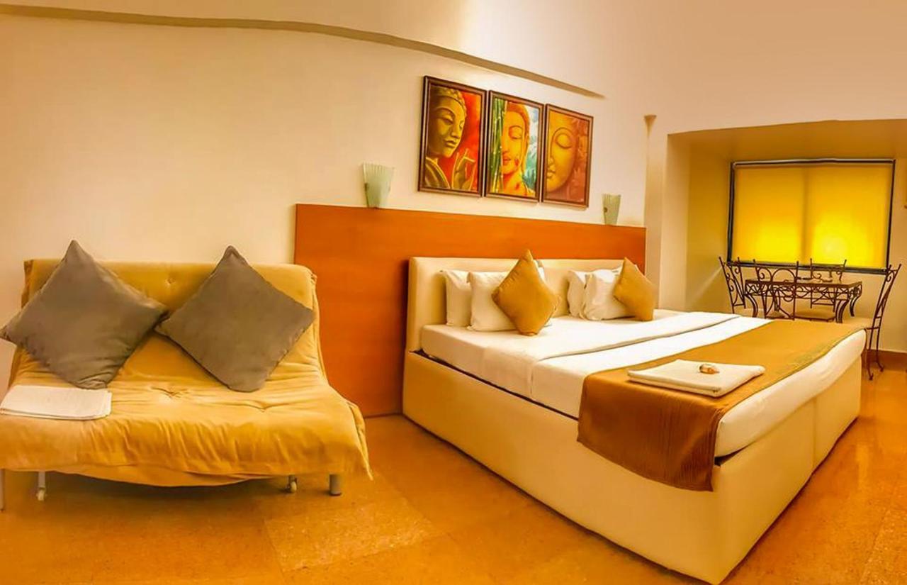 Hotel Samraj Mumbai Dış mekan fotoğraf
