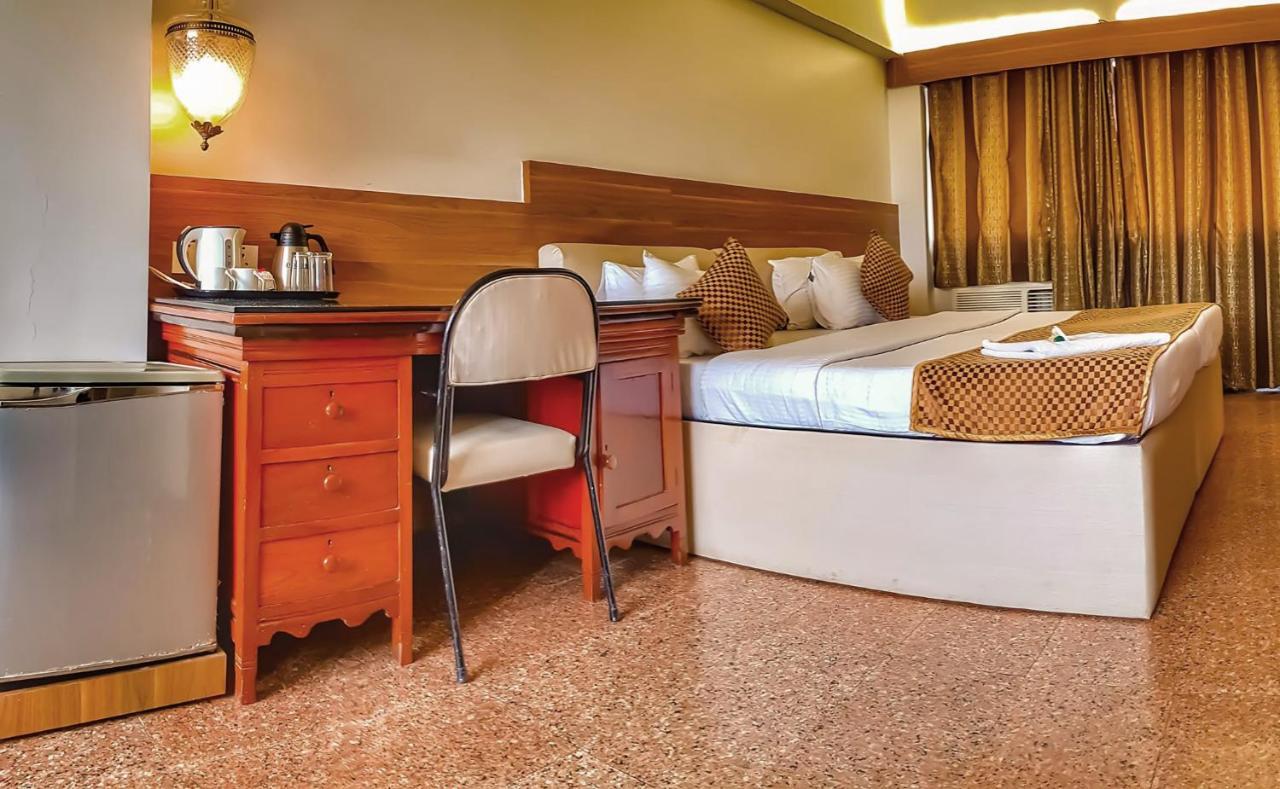 Hotel Samraj Mumbai Dış mekan fotoğraf