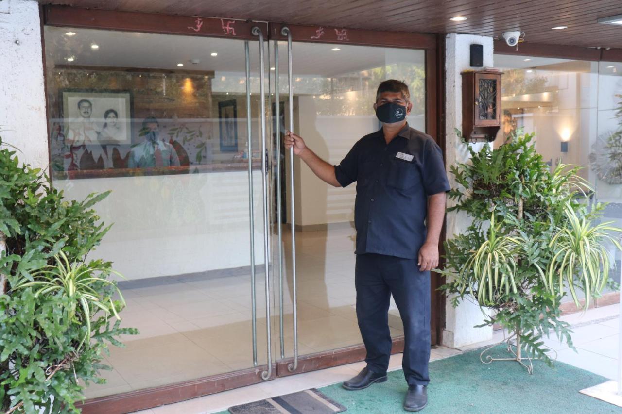 Hotel Samraj Mumbai Dış mekan fotoğraf