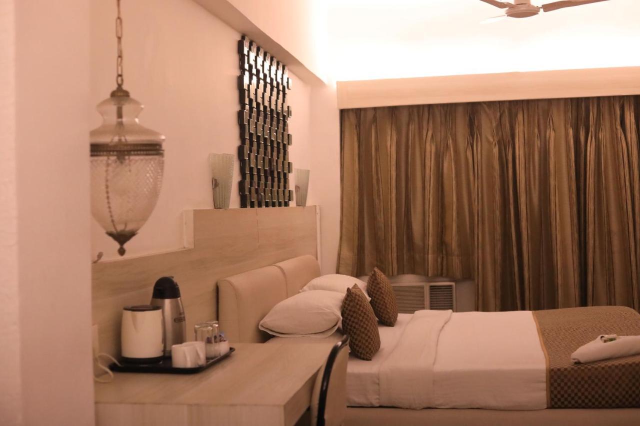 Hotel Samraj Mumbai Dış mekan fotoğraf